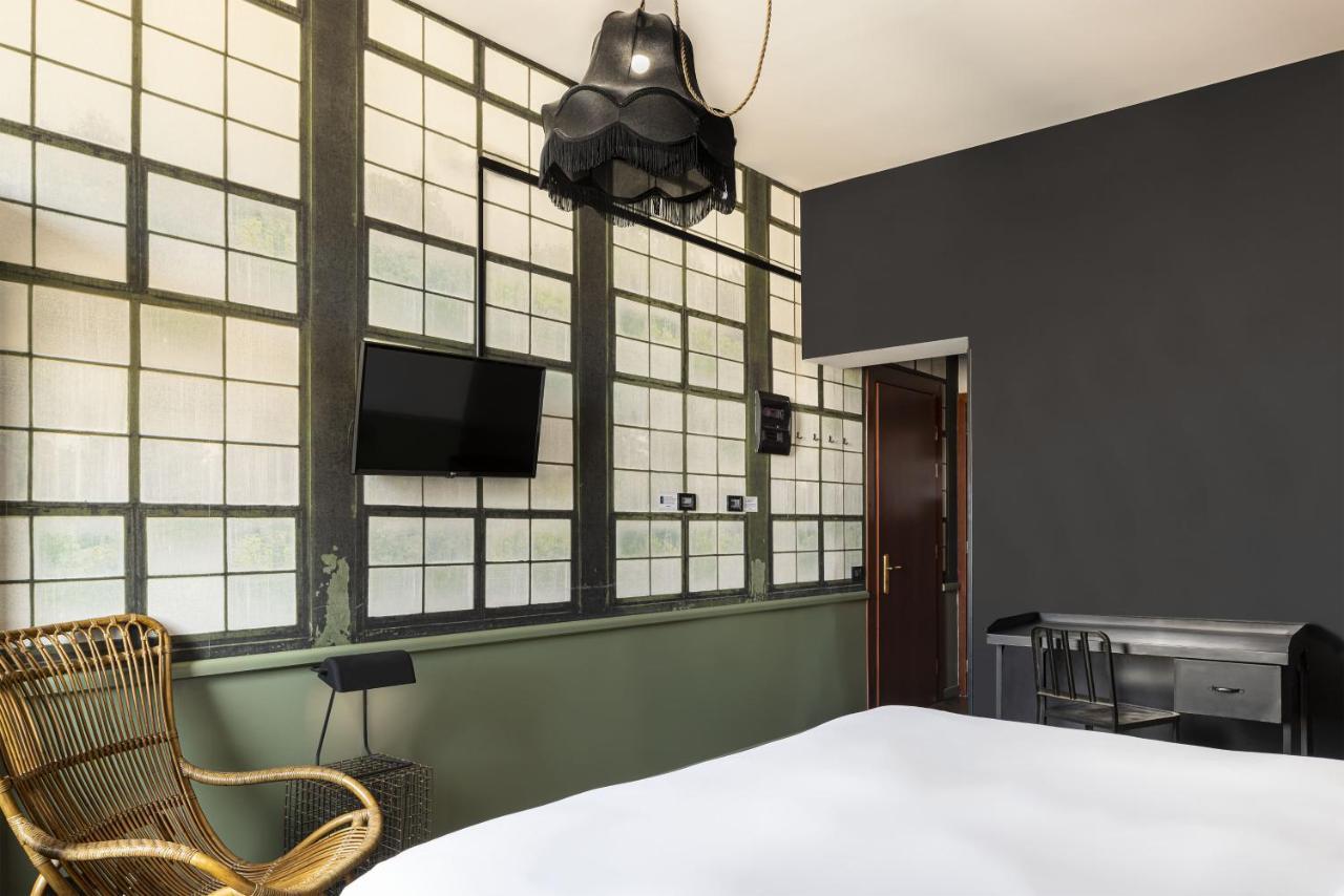 Deluxe Zimmer mit Kingsize-Bett